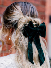 Alexa Bow (green)