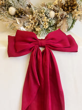 Moira Bow (red)