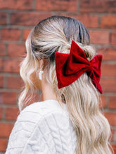 Carrie Bow (Red)